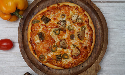 4 Cheese Chicken Heaven Pizza